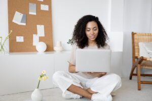 woman on laptop